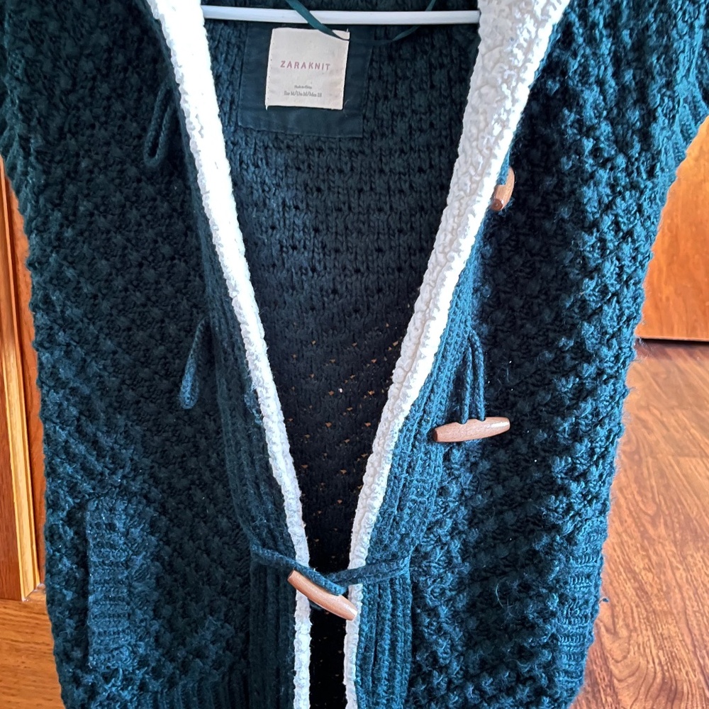 Women knit vest